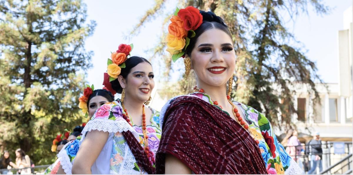 ¡Folklórico y paletas! La Bienvenida conecta a los estudiantes de Fresno State con sus raíces&nbsp;hispanas